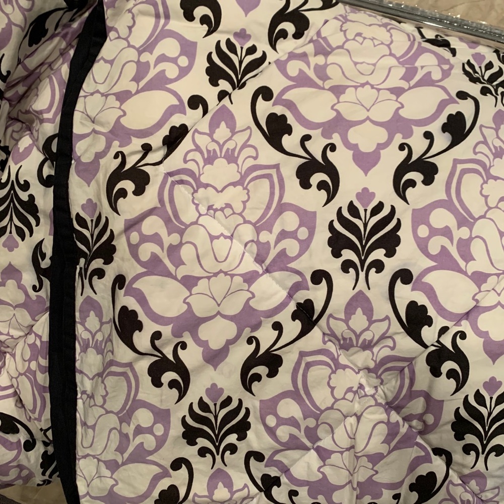 Pottery Barn Teen Full Size Patterned Comforter